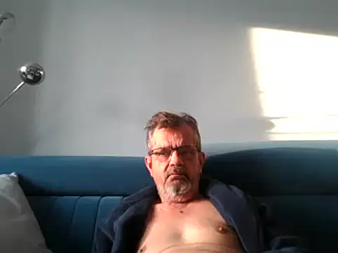 axecoman60 online show from 02.17.25