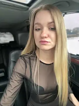 Snapshot of Devill_Angel_ chatting on 01.22.25 Devill Angel online show from 01.22.25