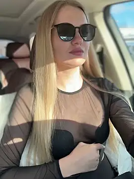 Snapshot of Devill_Angel_ chatting on 02.16.25 Devill Angel online show from 02.16.25