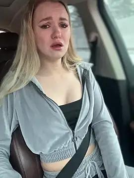 Snapshot of Devill_Angel_ chatting on 02.28.25 Devill Angel online show from 02.28.25