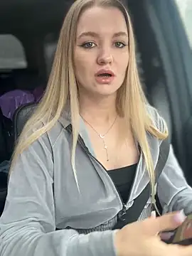 Snapshot of Devill_Angel_ chatting on 03.13.25 Devill Angel online show from 03.13.25