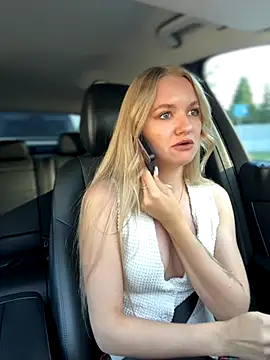 Snapshot of Devill_Angel_ chatting on 09.08.25 Devill Angel online show from 09.08.25