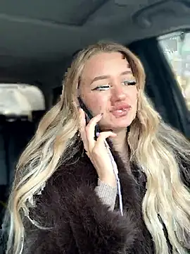 Snapshot of Devill_Angel_ chatting on 01.06.26 Devill Angel online show from 01.06.26