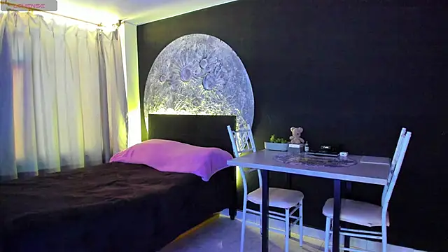 Snapshot of sereia_7777 chatting on 09.20.25 sereia 7777 online show from 09.20.25