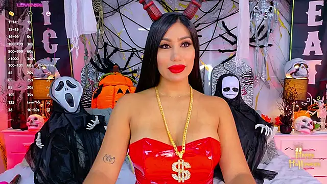 Snapshot of EmilyLeah_ chatting on 10.21.25 EmilyLeah online show from 10.21.25