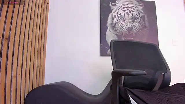 Luke  09 online show from 10.14.25