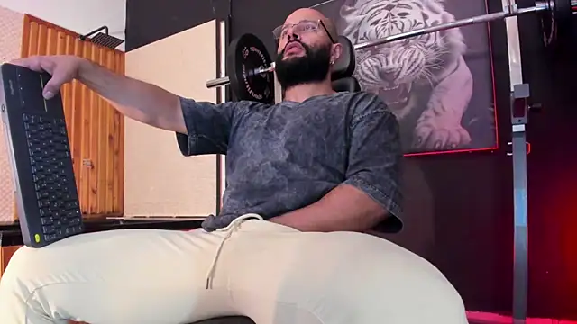 Luke  09 online show from 04.18.26