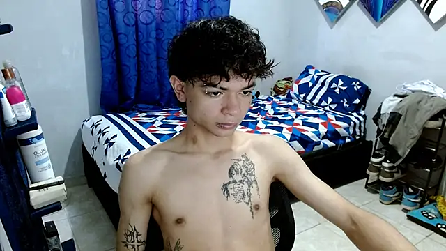 Snapshot of Lovebeng_ chatting on 01.21.25 Lovebeng online show from 01.21.25