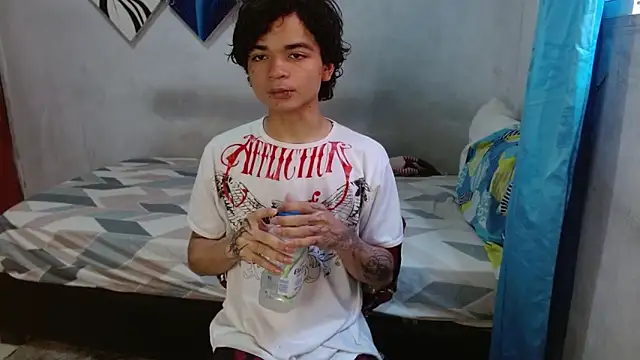 Snapshot of Lovebeng_ chatting on 02.11.26 Lovebeng online show from 02.11.26