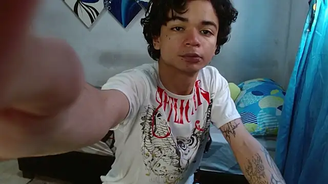 Snapshot of Lovebeng_ chatting on 02.12.26 Lovebeng online show from 02.12.26