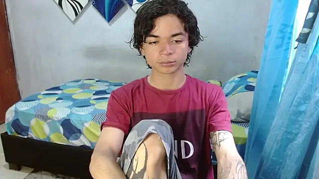 Snapshot of Lovebeng_ chatting on 04.02.26 Lovebeng online show from 04.02.26