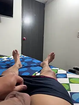 ZMalco2Hend8 online show from 04.24.26