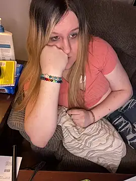 PuckBunny17 online show from 01.04.25