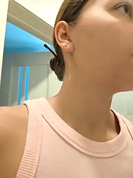 AliceBrayan online show from 09.25.25