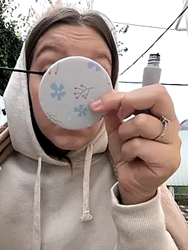 AliceBrayan online show from 10.12.25