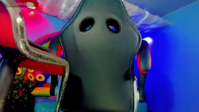 Snapshot of nicol_gill_ chatting on 12.09.24 nicol gill online show from 12.09.24