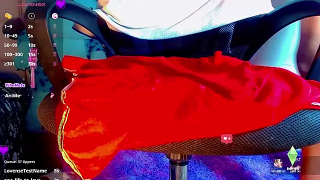 Snapshot of nicol_gill_ chatting on 01.21.25 nicol gill online show from 01.21.25