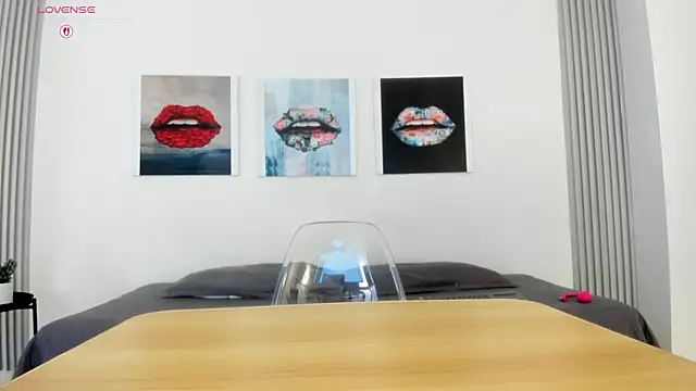 Angela donnato online show from 03.19.26