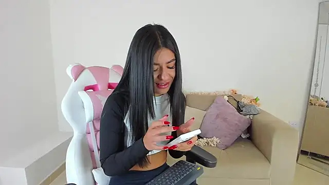 Charlotte cowell sub1  online show from 03.08.25