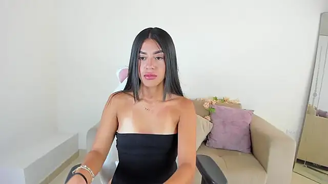 Charlotte cowell sub1  online show from 03.10.25