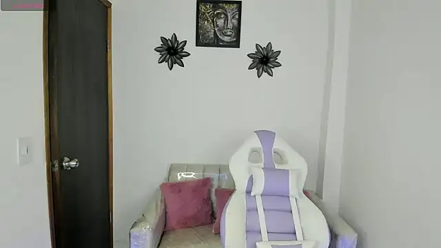 Charlotte cowell sub1  online show from 03.21.25