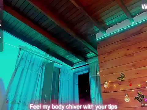 Snapshot of mykaelahoney chatting on 10.03.25 mykaelahoney online show from 10.03.25