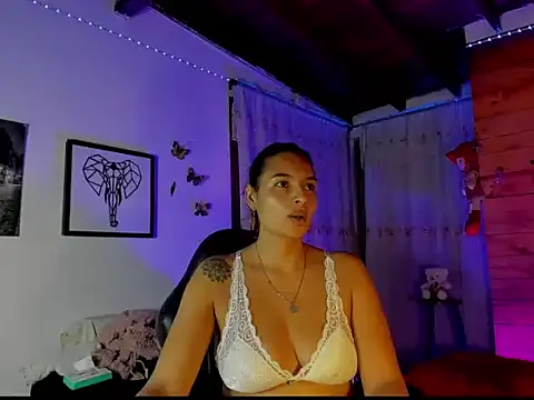 mykaelahoney online show from 02.13.26