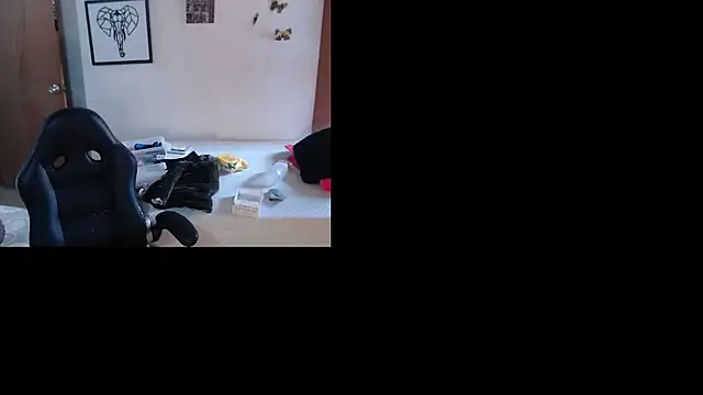 mykaelahoney online show from 06.10.26
