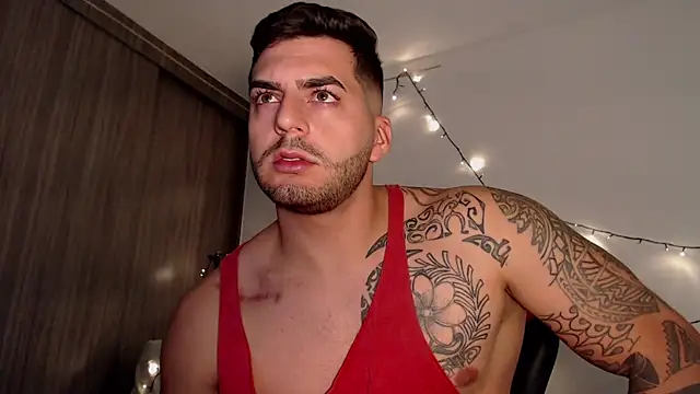 Snapshot of thomas_gun chatting on 12.27.24 thomas gun online show from 12.27.24