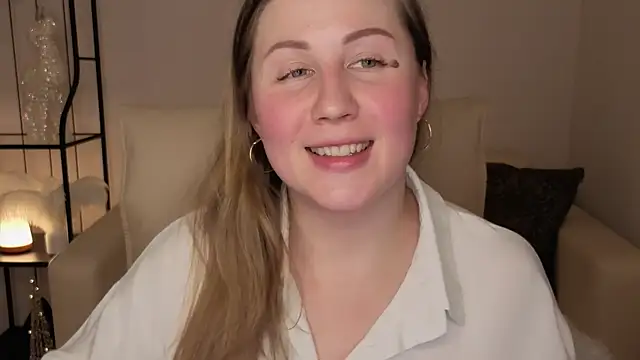 Helens love online show from 12.22.25