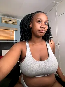 Candy Love 18 online show from 09.25.25