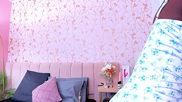 amber-hill online show from 02.07.26