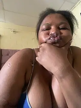 Snapshot of Ashleypumper chatting on 07.16.26 Ashleypumper online show from 07.16.26