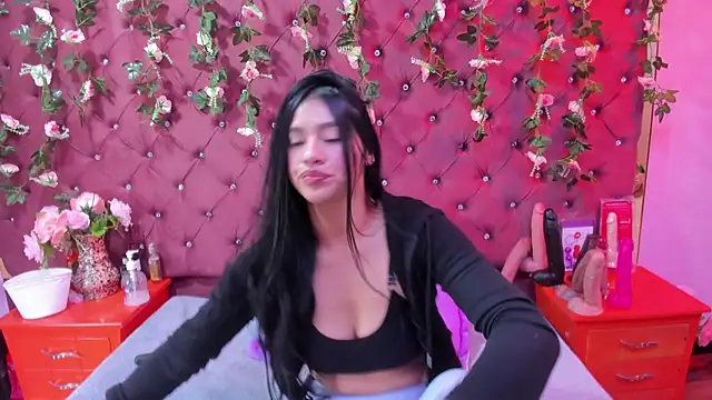 Mariana Prin online show from 12.14.25