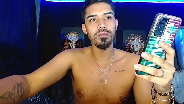 Snapshot of ryanse_hot chatting on 02.05.25 ryanse hot online show from 02.05.25