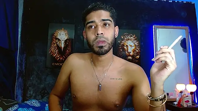 Snapshot of ryanse_hot chatting on 11.17.25 ryanse hot online show from 11.17.25