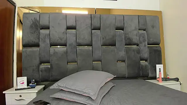 Natty189 online show from 01.17.25