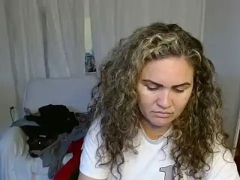 helenca43 online show from 03.20.25