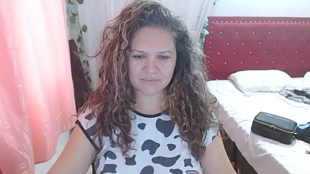 helenca43 online show from 11.11.25