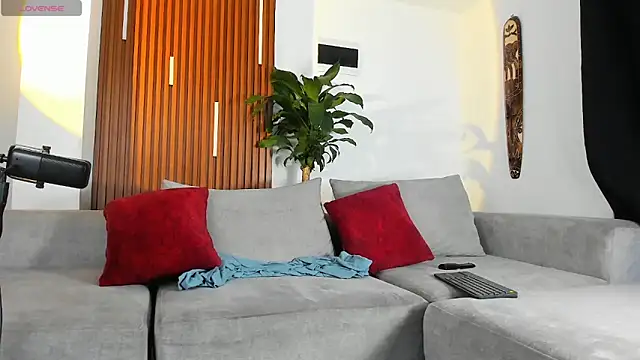 lucasanto  online show from 03.10.26