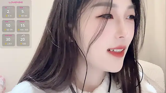 Snapshot of Sweet-Angel999 chatting on 01.15.25 Sweet-Angel999 online show from 01.15.25