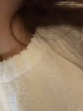 Snapshot of Sweet-Angel999 chatting on 01.15.25 Sweet-Angel999 online show from 01.15.25