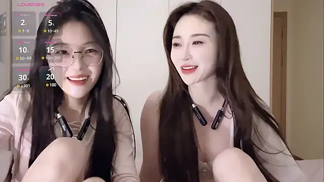 Snapshot of Sweet-Angel999 chatting on 02.03.25 Sweet-Angel999 online show from 02.03.25