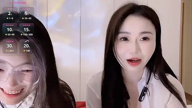 Snapshot of Sweet-Angel999 chatting on 03.05.25 Sweet-Angel999 online show from 03.05.25