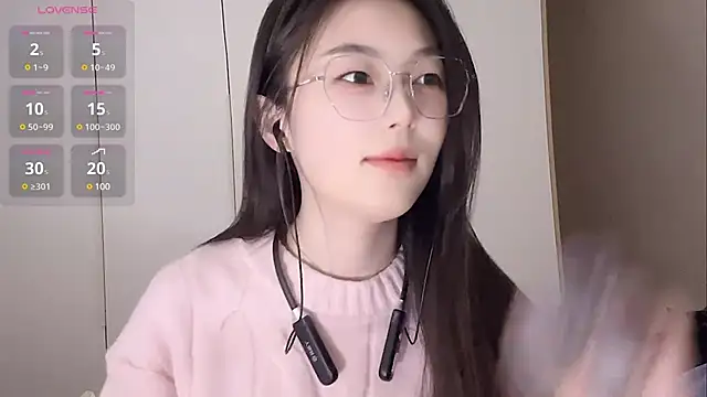 Snapshot of Sweet-Angel999 chatting on 03.18.25 Sweet-Angel999 online show from 03.18.25