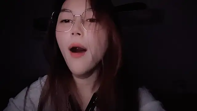 Snapshot of Sweet-Angel999 chatting on 01.15.26 Sweet-Angel999 online show from 01.15.26