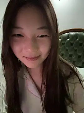 Snapshot of Sweet-Angel999 chatting on 05.26.26 Sweet-Angel999 online show from 05.26.26