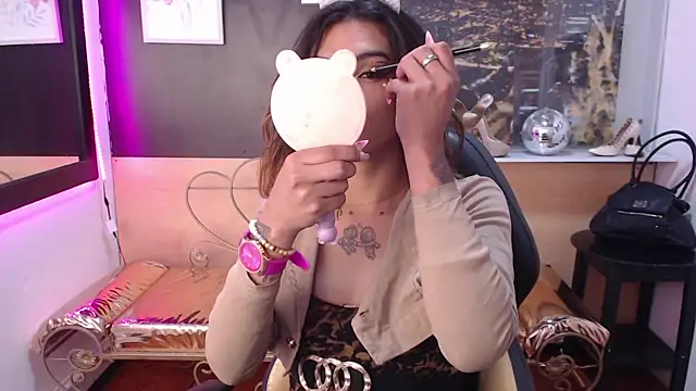 Dy Hanna online show from 10.30.25