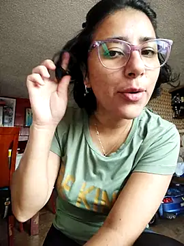 Im Alma  online show from 02.28.25