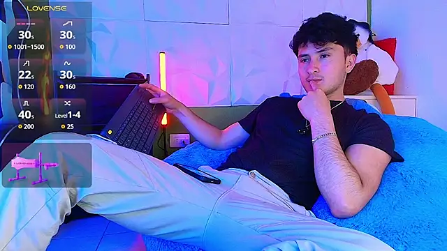 santyago taylor online show from 09.25.25